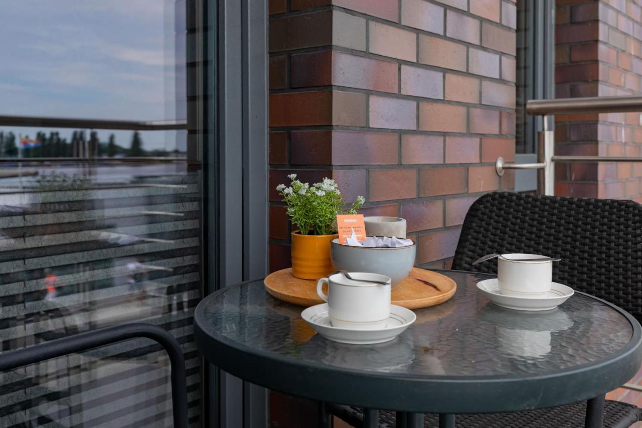 Przestronny Apartament Z Balkonem - Przy Porcie - Swinoujscie By Noclegi Renters المظهر الخارجي الصورة